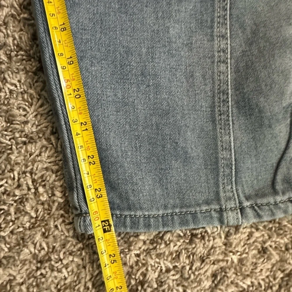A405 Horseshoe Barrel Jean Medium wash Midrise Sz 26 Small